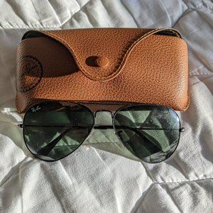 Ray-Ban Aviator Classic Sunglasses